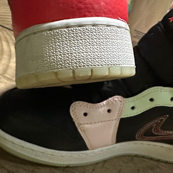 Jordan Kids Sneakers - Black, Pink, Green - Picture 3 of 7